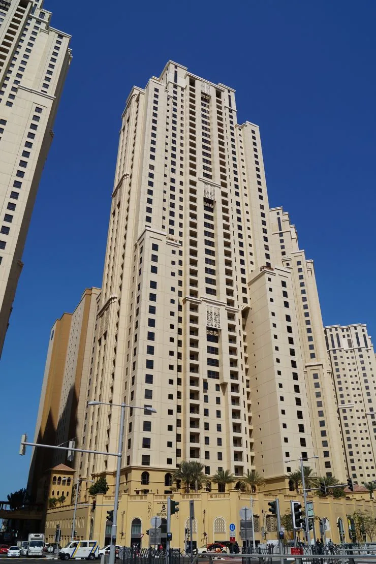 Amwaj 4