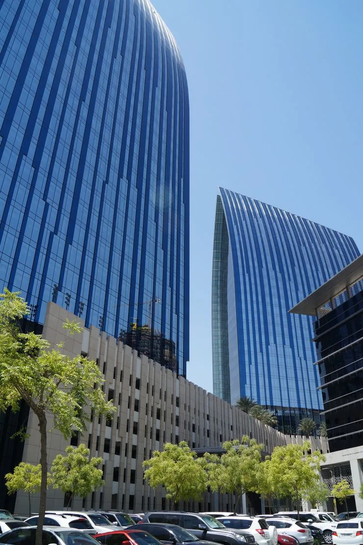 Bd Boulevard Plaza