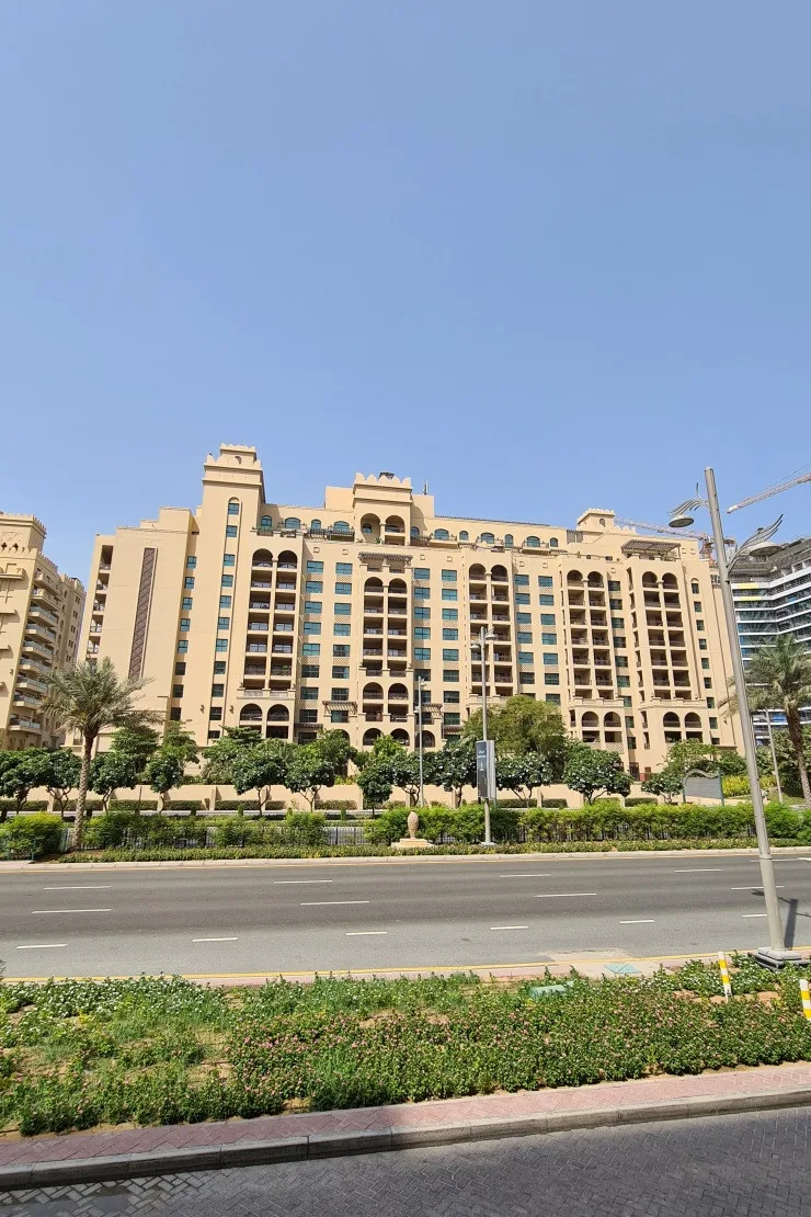 Fairmont Palm Residence