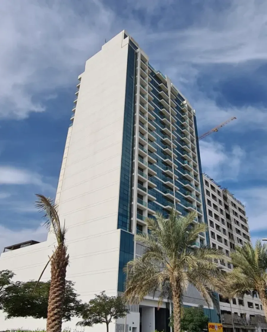 La Riviera Apartments