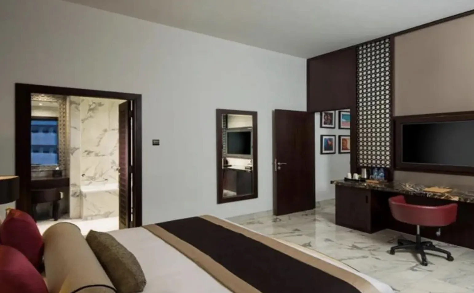 Tfg One Hotel