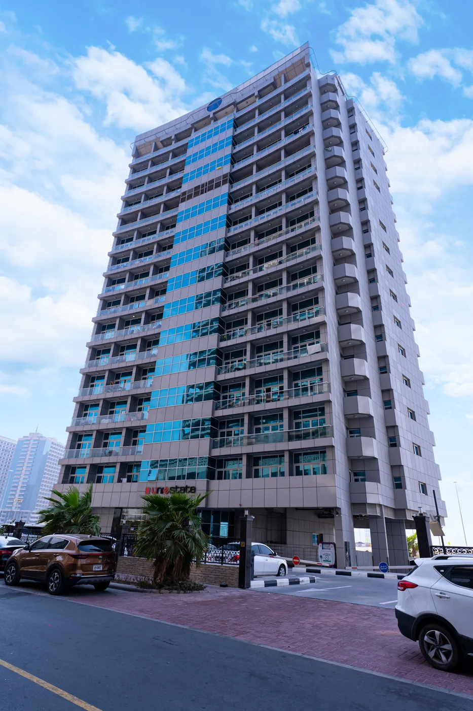 UniEstate Sports Tower